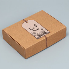 Коробка складная крафтовая «Сделано с любовью», 21 × 15 × 5 см