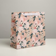 Пакет ламинированный квадратный «Adore», 30 × 30 × 12 см