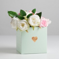 Коробка для цветов с PVC крышкой «Love», 12 х 12 х 12 см