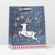 Пакет ламинированный "Зимний олень", 26 x 32 x 12 см