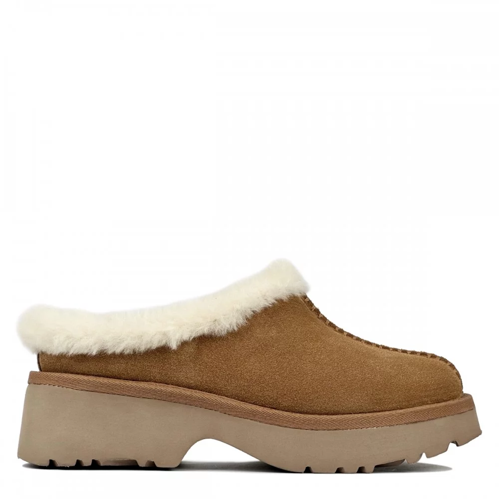 UGG New Heights Cozy Clog Chestnut